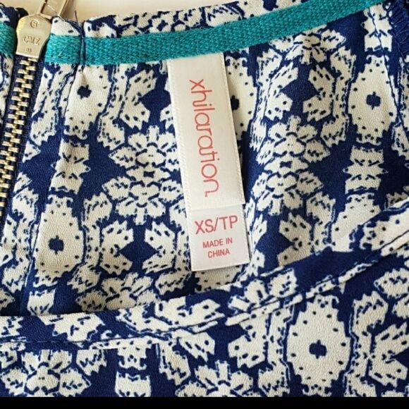 XHILARATION Flowy Patterned Embellished Blouse XS - Picture 6 of 6